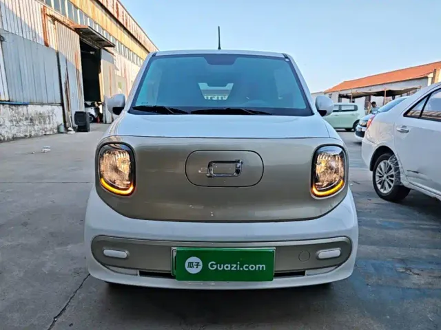 Besturn Bestune Pony 2025 222km Lightning Horse — Фото автомобиля 2