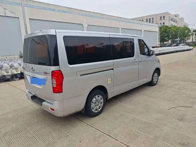 Changan Ruixing M90 — Фото автомобиля 7
