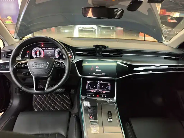 Audi A6L — Фото автомобиля 9