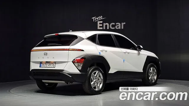 Hyundai Kona — Фото автомобиля 2