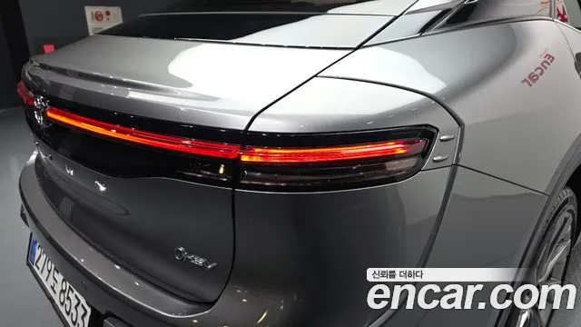 Toyota Crown — Фото автомобиля 8