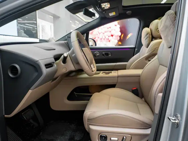 Li Auto i6 — Фото автомобиля 27
