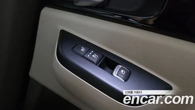 Kia Carnival Generation 4 — Фото автомобиля 28