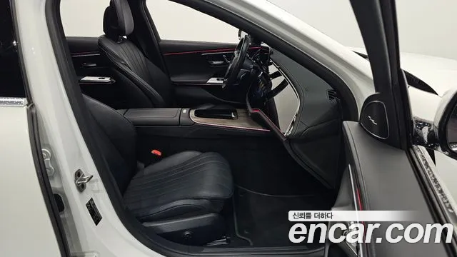 Mercedes-Benz E-Class E-класс W214 E300 4MATIC Exclusive — Фото автомобиля 21