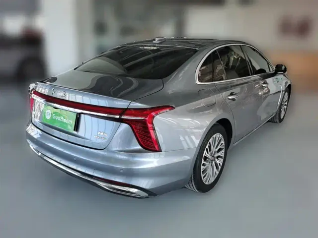 Hongqi H5 — Фото автомобиля 11
