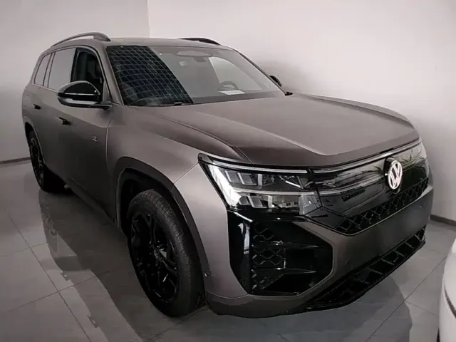 Volkswagen Teramont — Фото автомобиля 3
