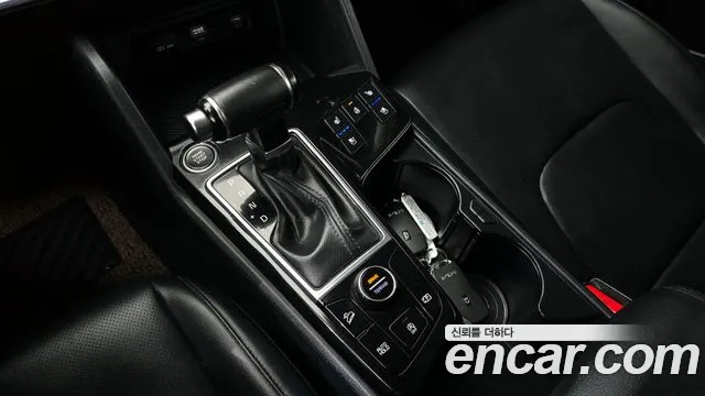 Kia Sportage Sportage 5-е поколение Дизель 2.0 4WD — Фото автомобиля 9