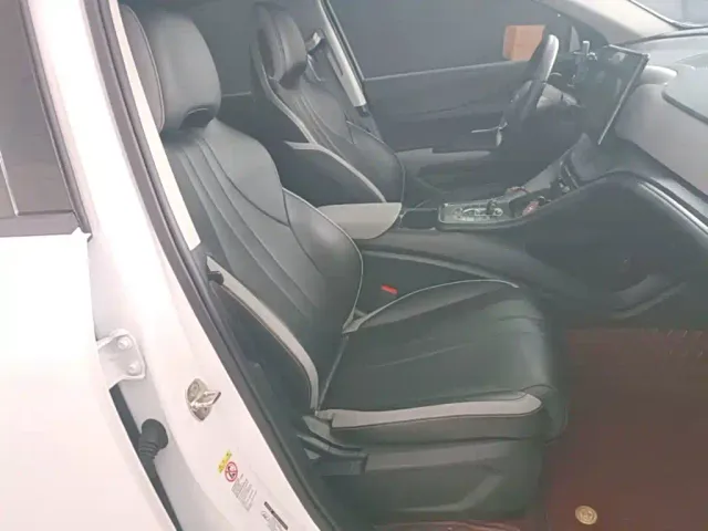 BYD Seal 05 DM-i — Фото автомобиля 24