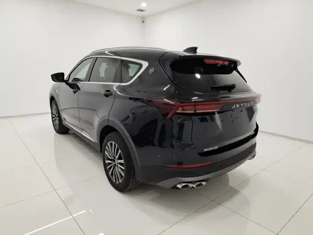Jetour X70 Plus — Фото автомобиля 4