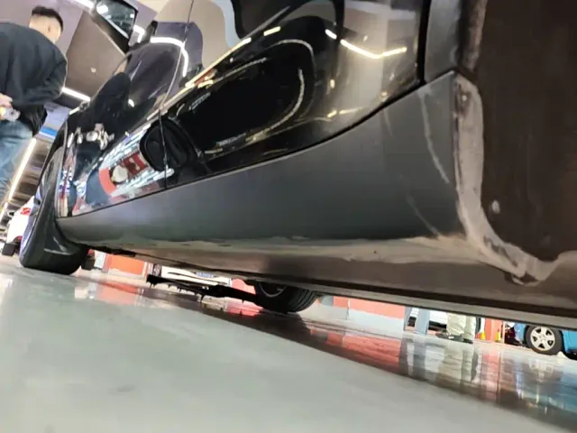 Tesla Model Y — Фото автомобиля 21