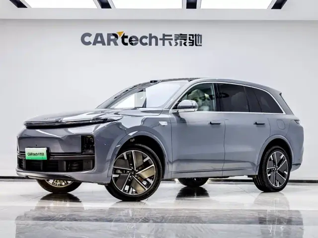 Li Auto L8 — Фото автомобиля 3