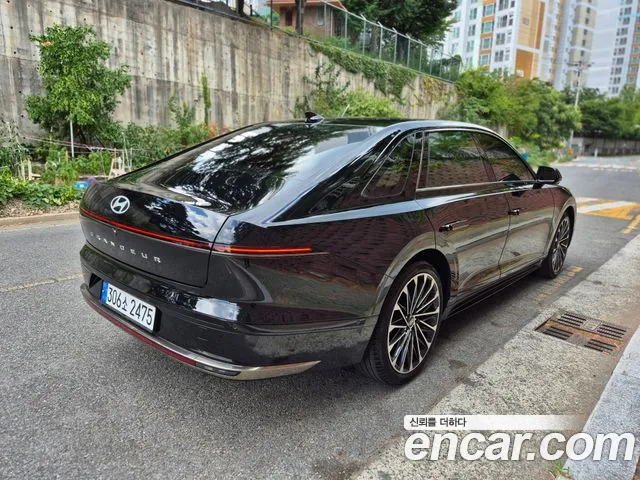 Hyundai Grandeur Grandeur (GN7) 2.5 Бензин 2WD — Фото автомобиля 6