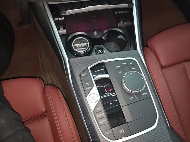 BMW 3 Series — Фото автомобиля 13