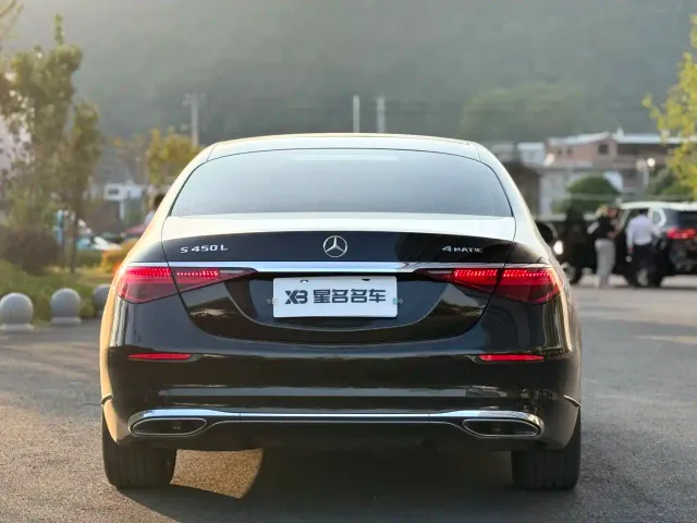 Mercedes-Benz S-Class — Фото автомобиля 13