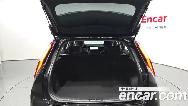 Kia Niro All Niro EV Air — Фото автомобиля 20