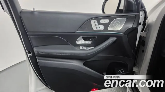 Mercedes-Benz GLE-Class — Фото автомобиля 13