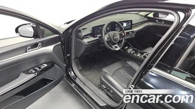 Kia K5 Generation 3 — Фото автомобиля 10