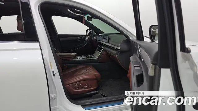 Genesis GV80 — Фото автомобиля 24