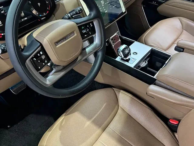 Land Rover Range Rover — Фото автомобиля 12