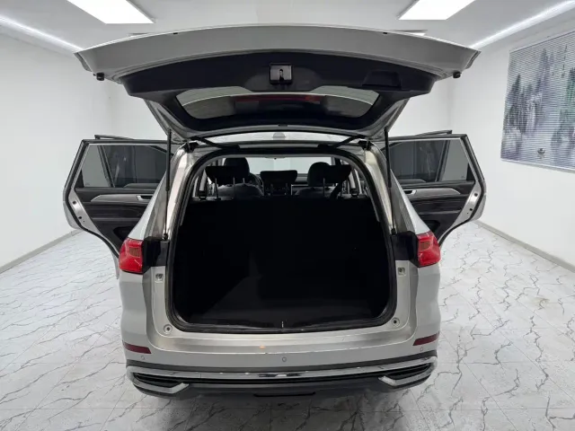 Haval M6 — Фото автомобиля 8