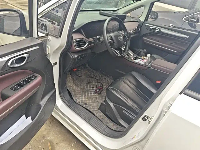 GAC Trumpchi M6 — Фото автомобиля 15