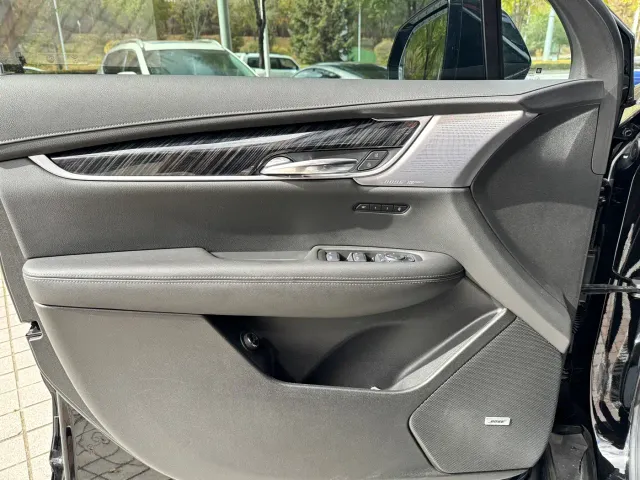 Cadillac XT6 — Фото автомобиля 7