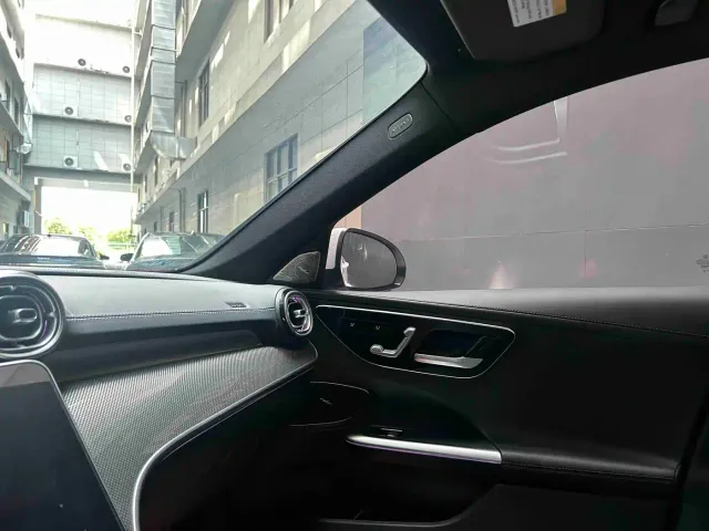 Mercedes-Benz C-Class — Фото автомобиля 18