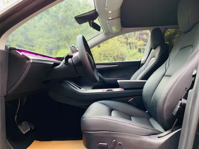 Tesla Model Y — Фото автомобиля 7