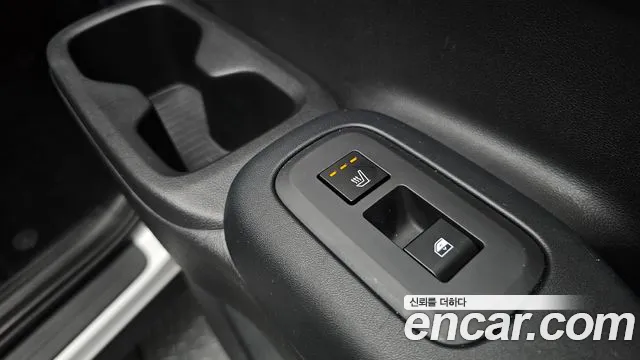 Hyundai Santa Fe MX5 — Фото автомобиля 29