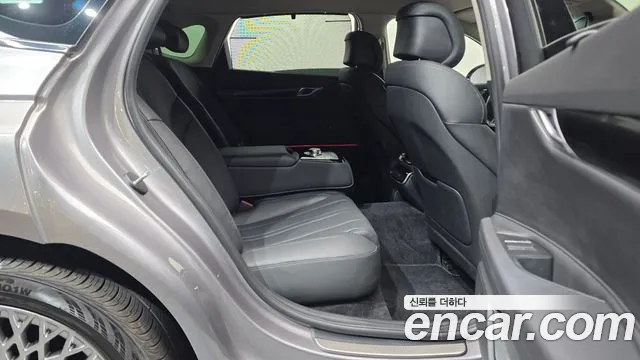 Genesis G80 RG3 — Фото автомобиля 12