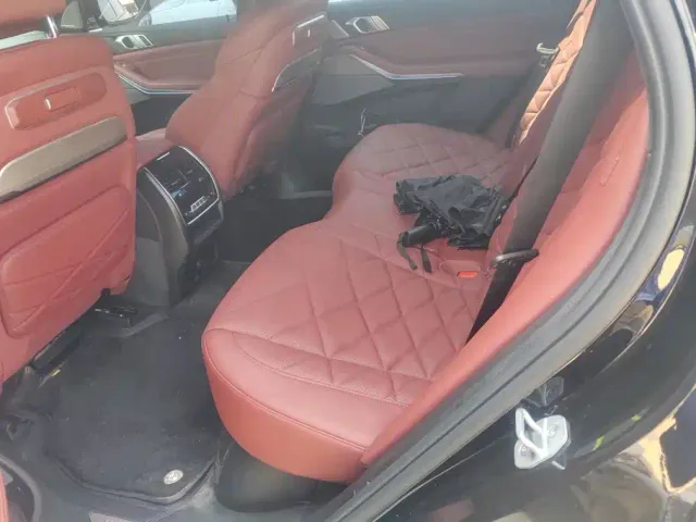 BMW X5 — Фото автомобиля 11