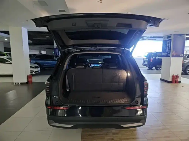 Ford Edge — Фото автомобиля 18