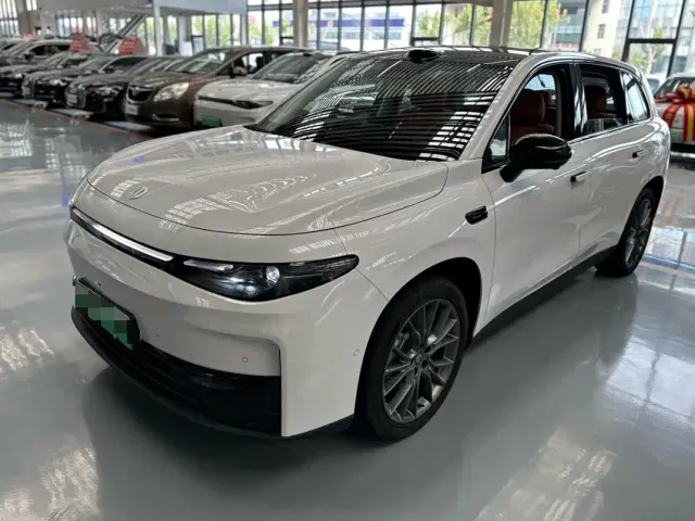 Фотография автомобиля — Leapmotor C10