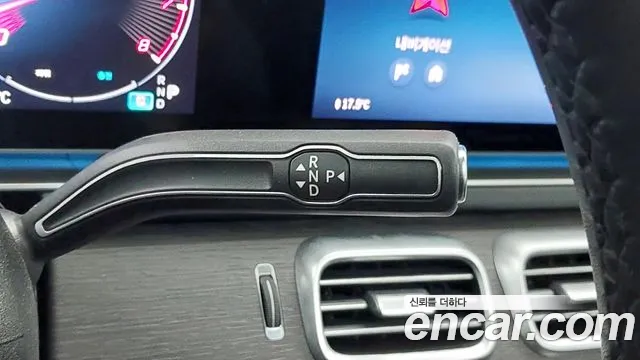 Mercedes-Benz GLE-Class — Фото автомобиля 19