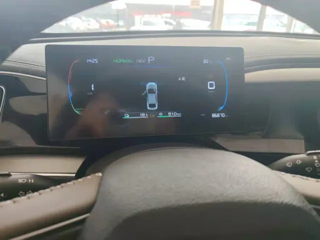 BYD Qin PLUS — Фото автомобиля 4