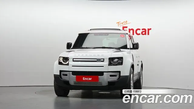 Land Rover Defender — Фото автомобиля 3