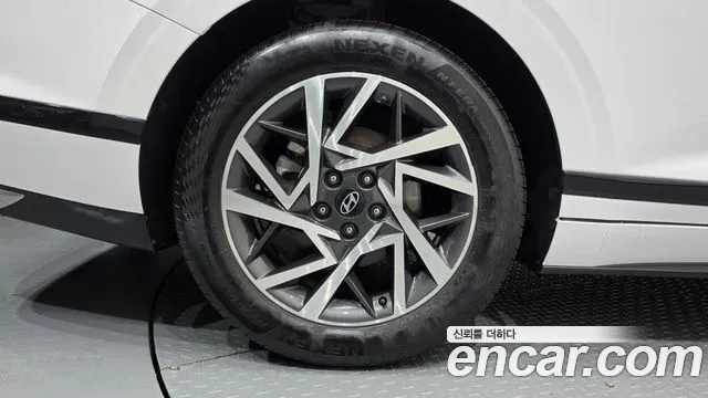 Hyundai Grandeur GN7 — Фото автомобиля 5
