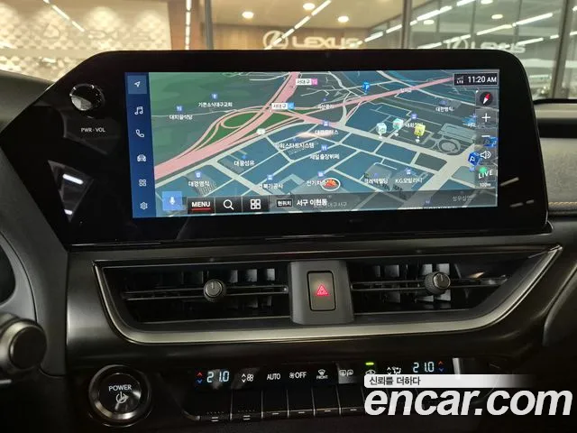 Lexus UX UX300h — Фото автомобиля 17