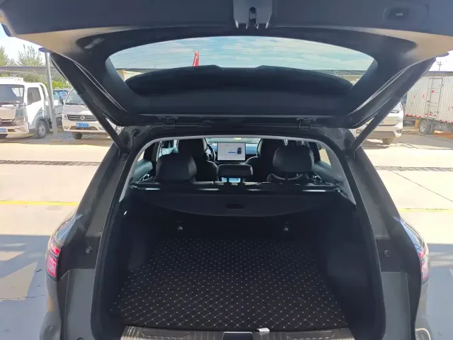 Geely Galaxy E5 — Фото автомобиля 16