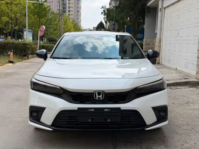 Honda Civic — Фото автомобиля 2
