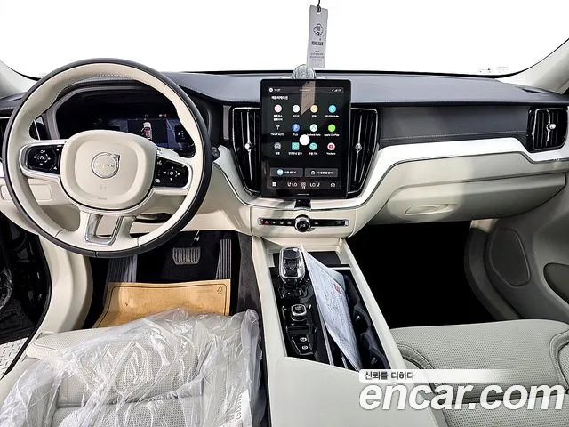 Вольво XC60 — Фото автомобиля 5