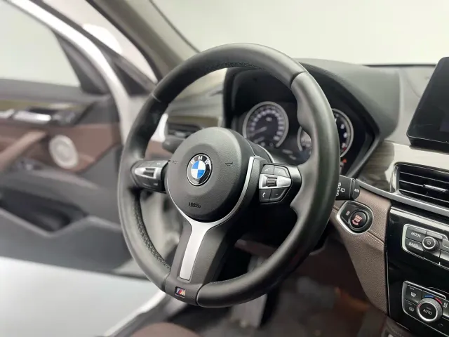 BMW X1 — Фото автомобиля 13