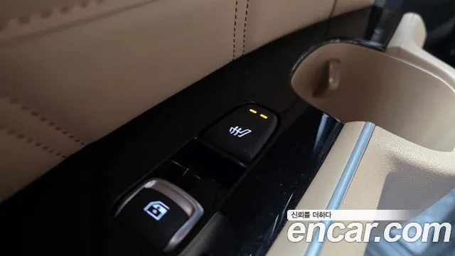 Kia Sorento Новый Sorento 4 поколение Бензин 2.5T 4WD — Фото автомобиля 17