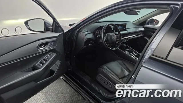 Honda Accord Generation 11 — Фото автомобиля 10
