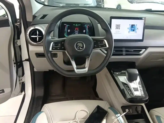 BYD Yuan Pro — Фото автомобиля 10