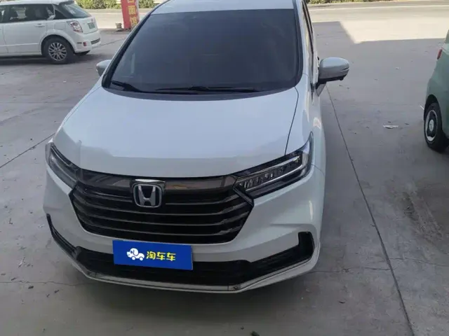 Honda Odyssey — Фото автомобиля 2