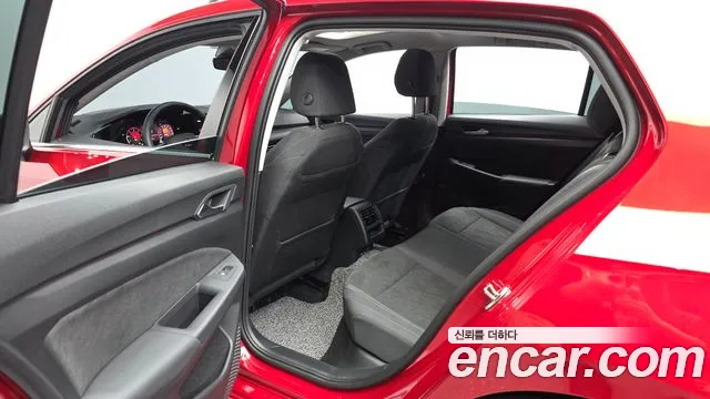 Volkswagen Golf Golf 8 поколение 2.0 TDI Prestige — Фото автомобиля 26