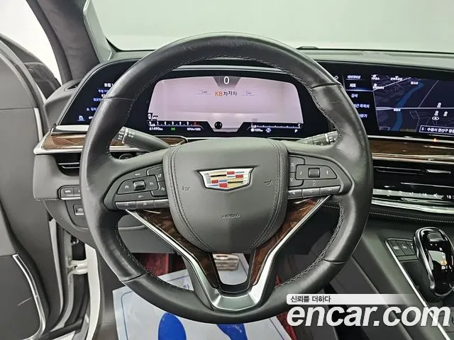 Cadillac Escalade 5th Gen — Фото автомобиля 9