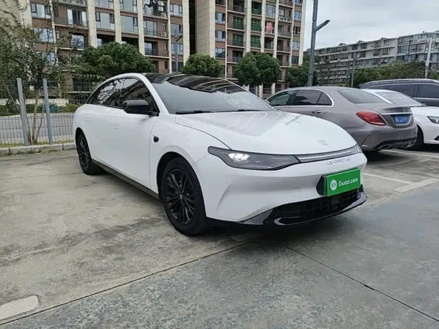 Leapmotor C01 — Фото автомобиля 3