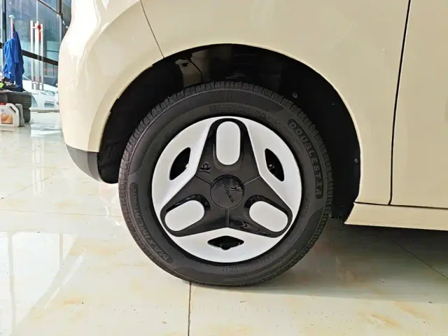 Geely Panda — Фото автомобиля 22
